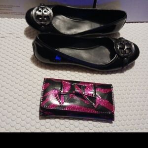 Tory Burch Black Leather Vintage Flats